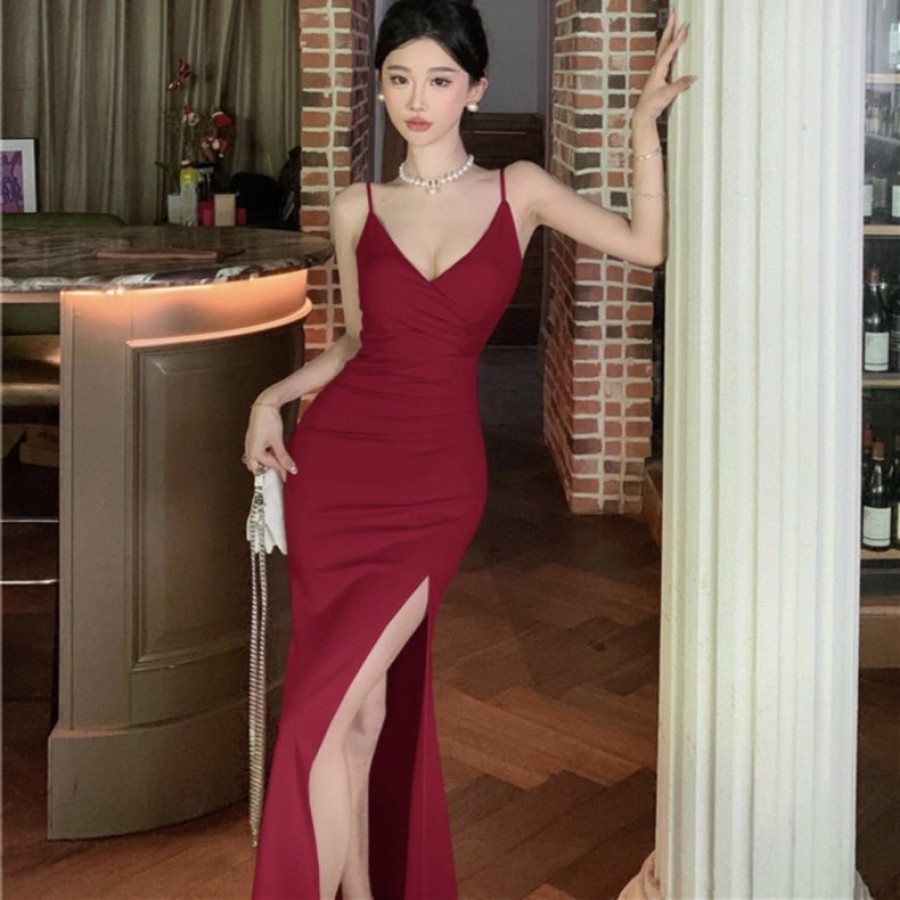 Reisshop Red Deep V Neck Low Cut Slit Dress